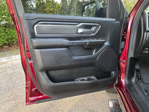 Used 2019 RAM 1500 Big Horn AWD/4WD image 36