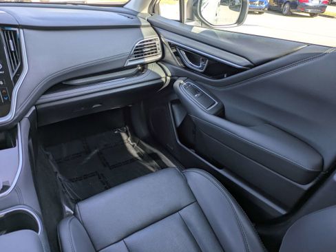 Used 2022 Subaru Outback Limited w/ Popular Package #2 image 18