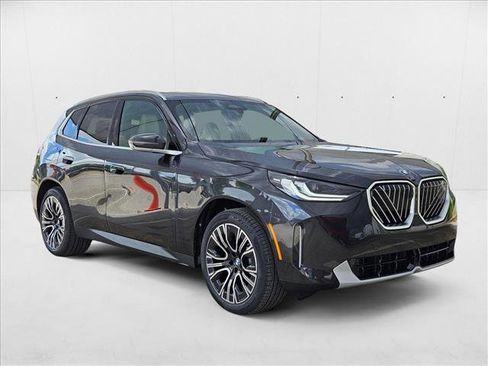 Used 2025 BMW X3 xDrive30i image 6