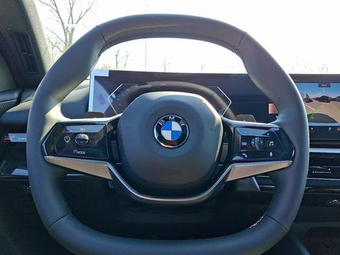 New 2026 BMW 530i xDrive w/ Convenience Package AWD/4WD image 16