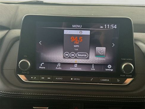 Used 2024 Nissan Rogue SV image 17