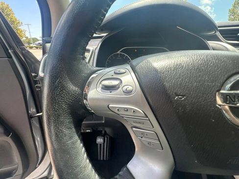 Used 2018 Nissan Murano SL w/ Moonroof Package FWD image 18