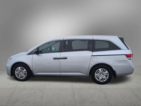 Used 2014 Honda Odyssey LX image 3
