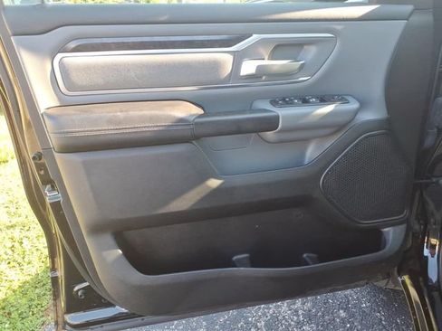 Used 2022 RAM 1500 Big Horn AWD/4WD image 10