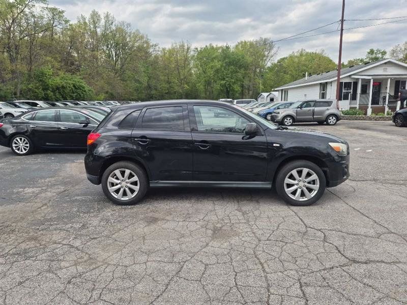 Used 2014 Mitsubishi Outlander Sport ES FWD image 4