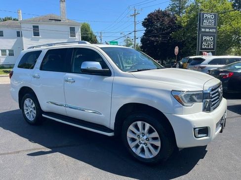 Used 2018 Toyota Sequoia Platinum AWD/4WD image 1