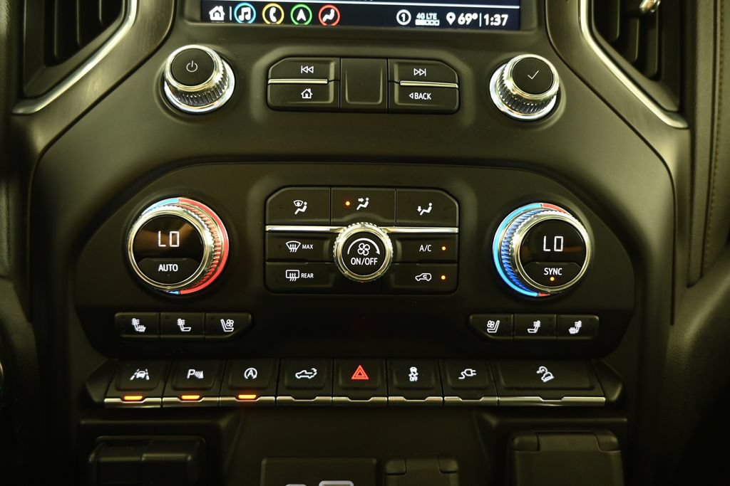 Used 2020 GMC Sierra 1500 AT4 w/ Off-Road Performance Package AWD/4WD image 32