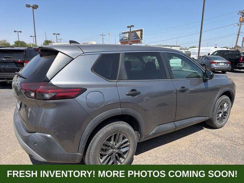 Used 2022 Nissan Rogue S image 5