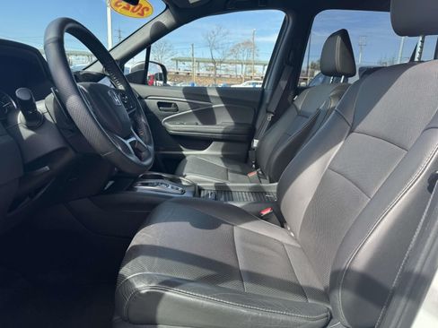 Used 2023 Honda Passport EX-L image 17