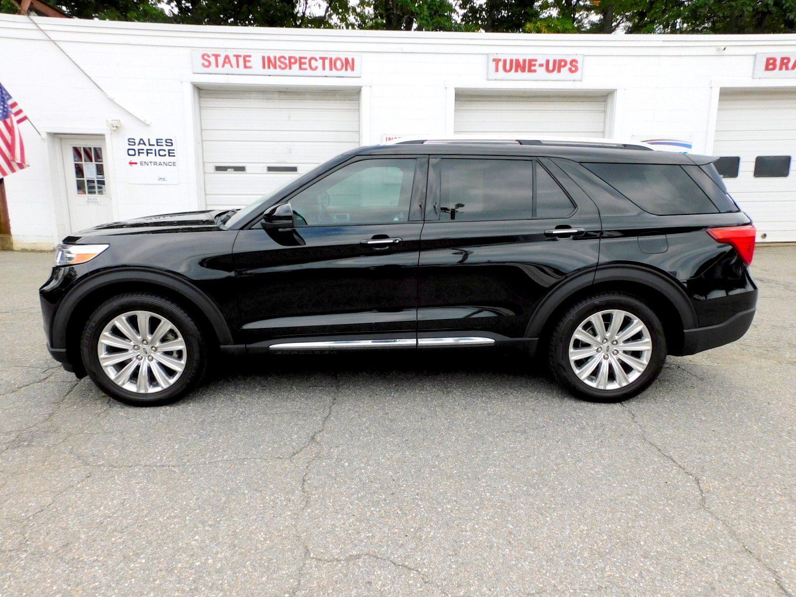 Used 2020 Ford Explorer Limited RWD image 2