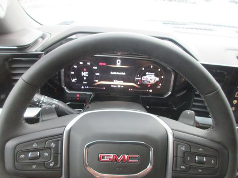 New 2026 GMC Sierra 1500 SLT w/ SLT Premium Plus Package AWD/4WD image 17