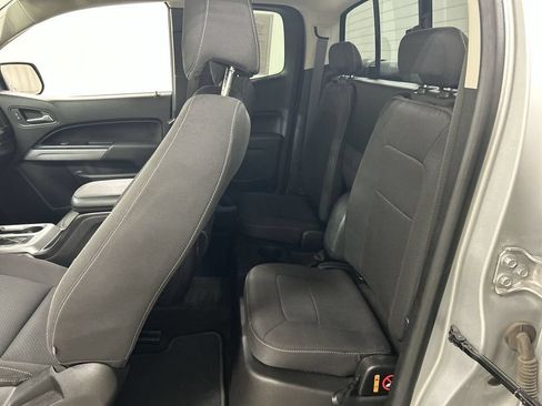 Used 2018 Chevrolet Colorado LT w/ Redline Special Edition AWD/4WD image 19