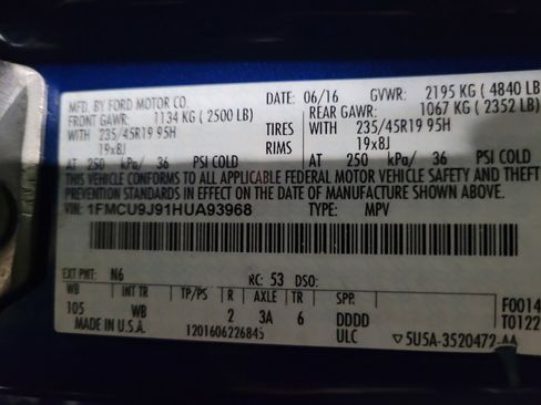 Used 2017 Ford Escape Titanium image 33