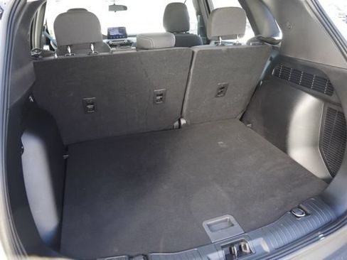 Used 2023 Ford Escape AWD image 7