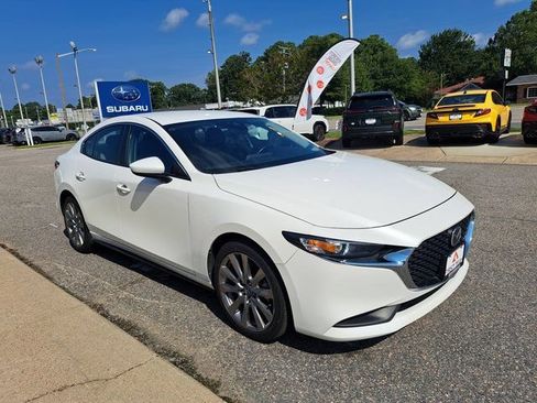 Used 2022 MAZDA MAZDA3 s FWD image 8