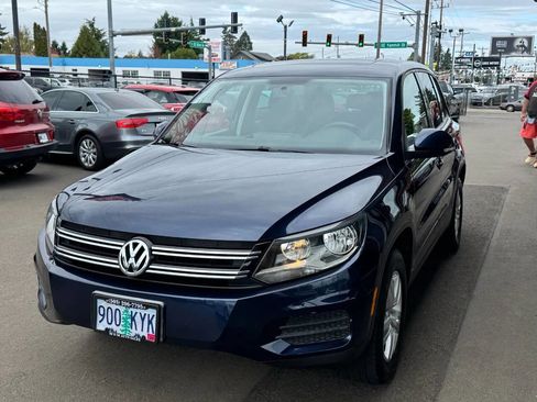 Used 2013 Volkswagen Tiguan S image 7