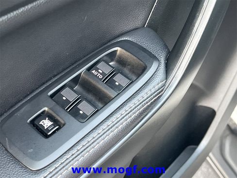 Used 2022 Ford Ranger Lariat w/ Equipment Group 501A High image 19