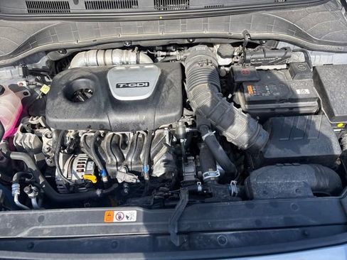 Certified 2021 Hyundai Kona Limited image 22