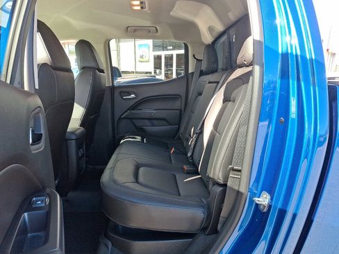 Used 2020 Chevrolet Colorado ZR2 w/ LPO, Premium Interior Package image 11