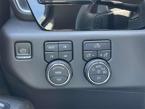 Certified 2024 Chevrolet Silverado 1500 LT Trail Boss w/ Convenience Package II image 26