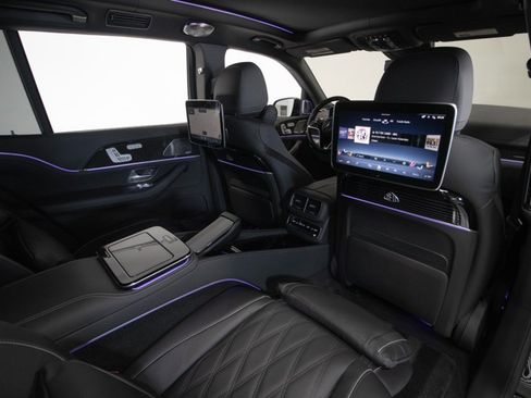 Used 2024 Mercedes-Benz Maybach GLS 600 image 68