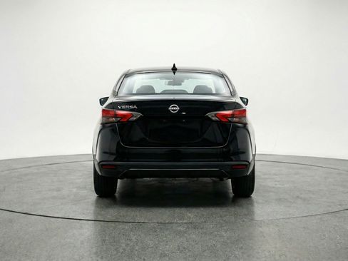 Used 2025 Nissan Versa SV image 7