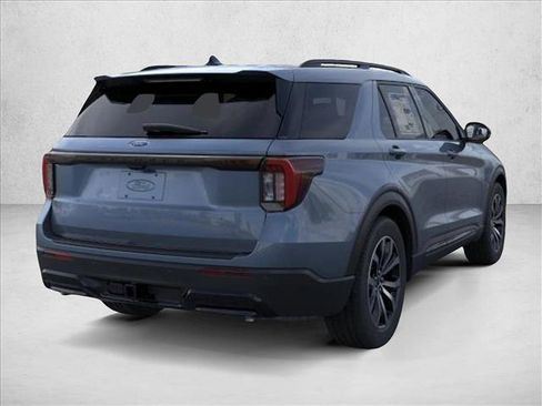 New 2026 Ford Explorer ST-Line w/ Premium Package RWD image 8