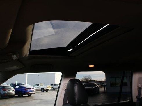 Used 2024 INFINITI QX80 Luxe image 4