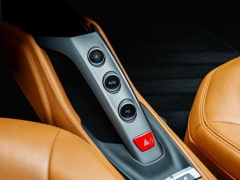 Used 2017 Ferrari 488 GTB RWD image 57