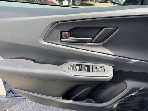 Used 2025 Toyota Prius LE image 20