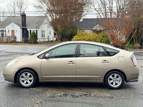 Used 2005 Toyota Prius image 10