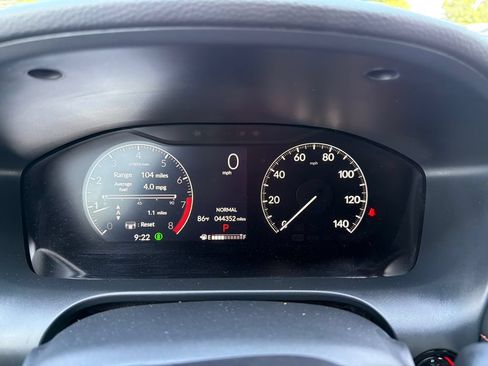 Used 2025 Honda HR-V Sport image 26