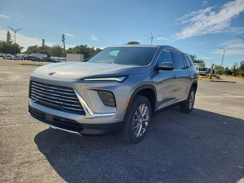 New 2026 Buick Enclave Preferred image 3