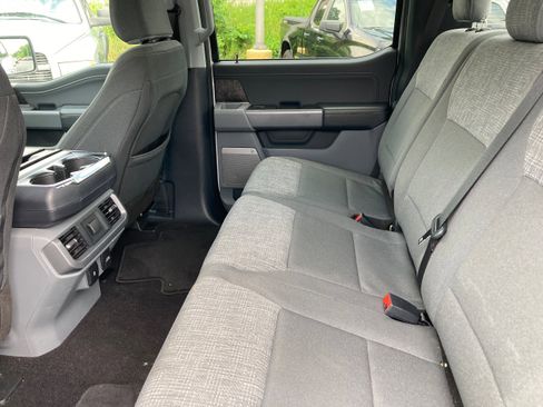 Certified 2022 Ford F150 XLT w/ Equipment Group 302A High image 13