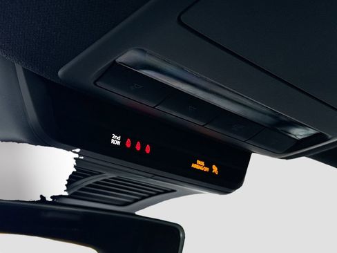 Used 2025 MAZDA MAZDA3 s Sport image 38