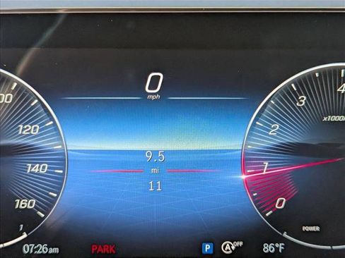 New 2025 Mercedes-Benz GLA 250 image 10