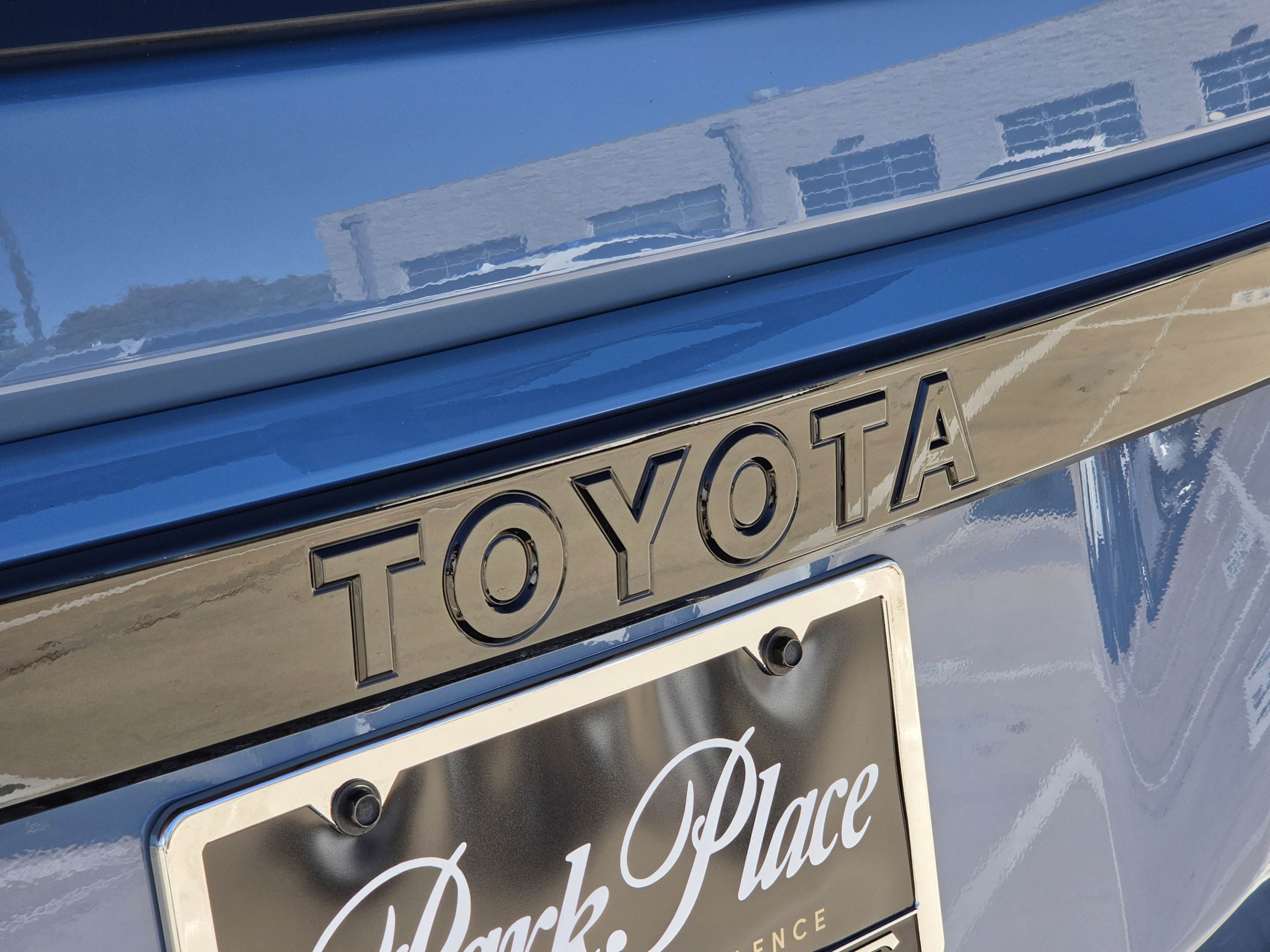 Used 2026 Toyota Land Cruiser w/ Premium Package AWD/4WD image 39
