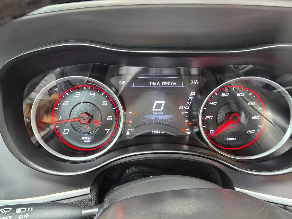 Used 2022 Dodge Charger SXT RWD image 35