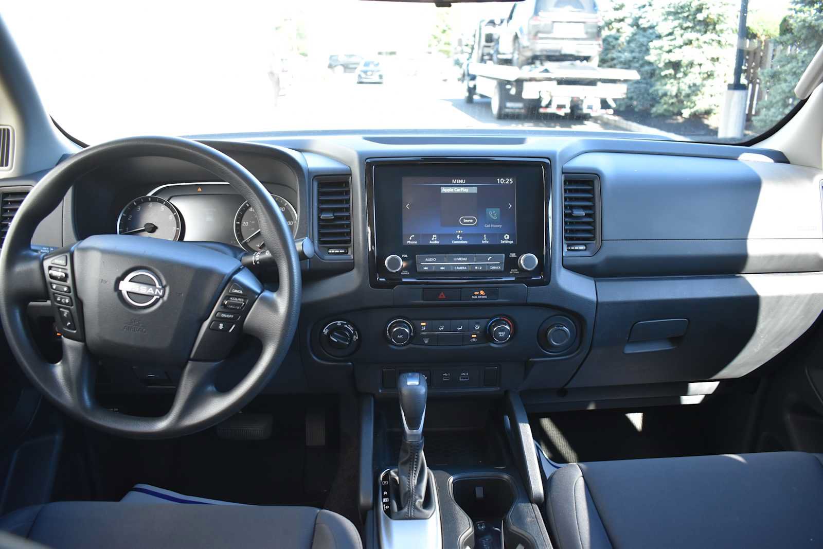 Used 2022 Nissan Frontier S w/ Technology Package AWD/4WD image 16