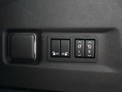 Used 2021 GMC Yukon XL Denali w/ Denali Ultimate Package AWD/4WD image 48