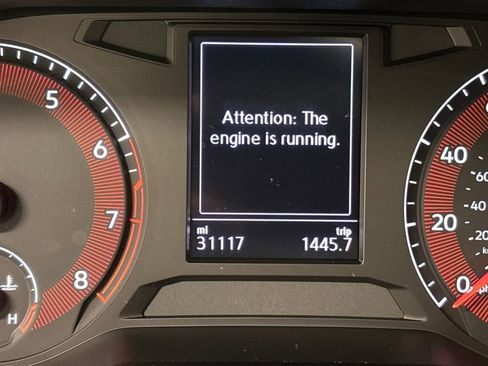 Used 2021 Volkswagen Jetta SE image 32