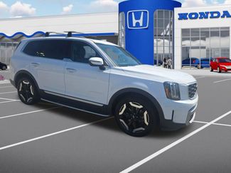Used 2023 Kia Telluride S w/ S Sunroof Package 360° Tour