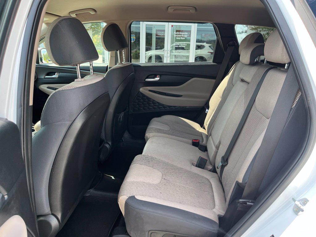 Used 2019 Hyundai Santa Fe SEL FWD image 14