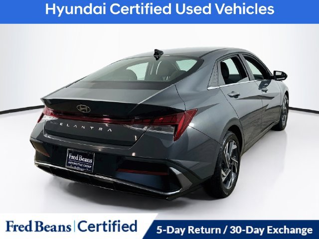 Certified 2024 Hyundai Elantra SEL w/ Convenience Package FWD image 14