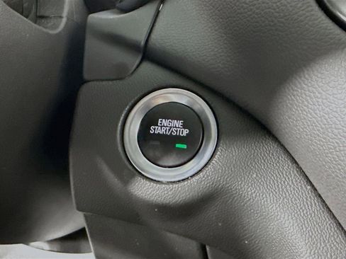 Used 2023 Chevrolet Equinox LT image 20