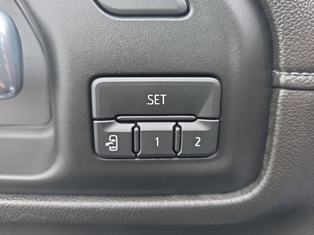 Used 2020 GMC Sierra 2500 SLT w/ SLT Convenience Package AWD/4WD image 34