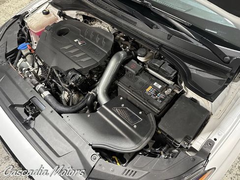 Used 2022 Hyundai Veloster N FWD image 33