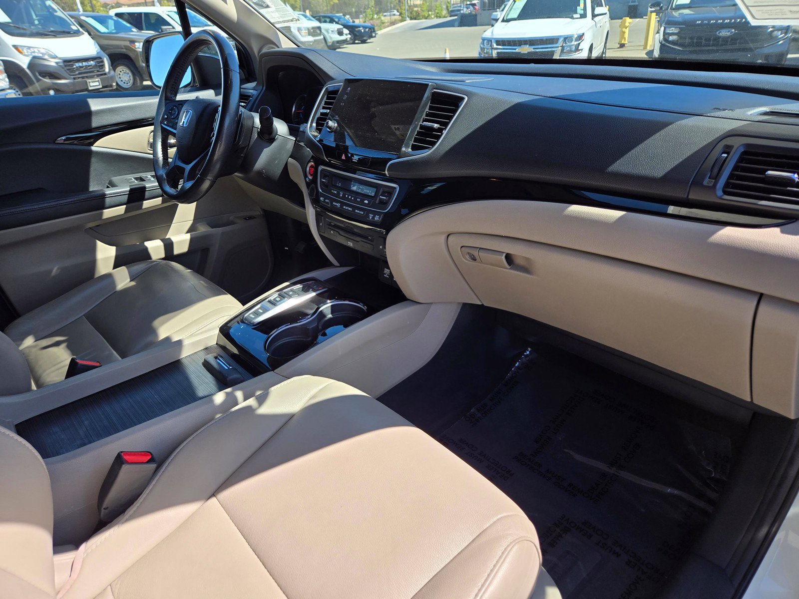 Used 2019 Honda Pilot Touring image 10