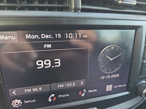 Certified 2024 Kia Soul LX w/ Option Group 015 image 13