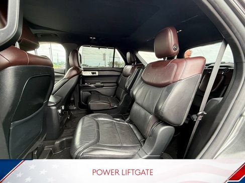 Used 2020 Ford Explorer Platinum w/ Premium Technology Package AWD/4WD image 9